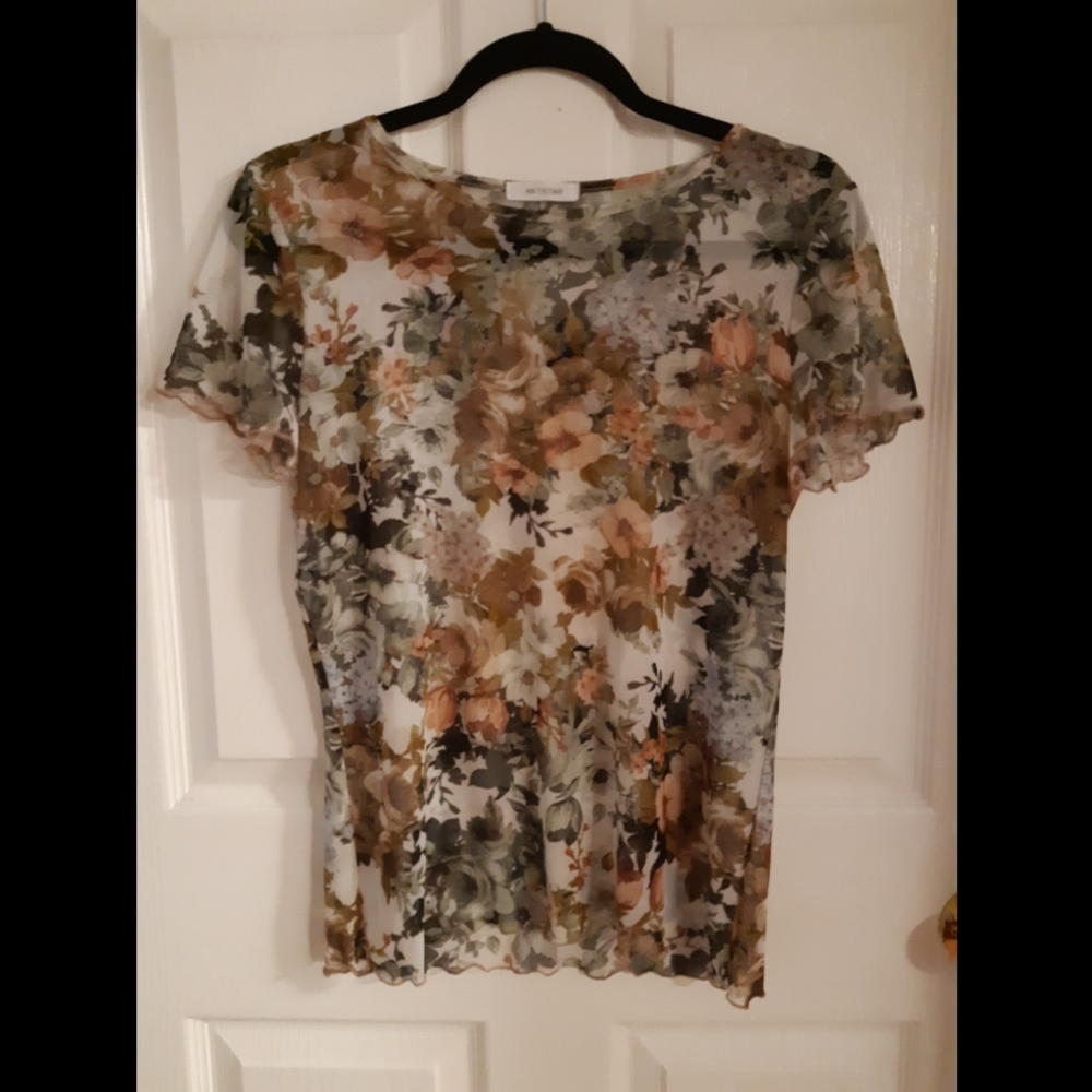 Antistar sheer floral top